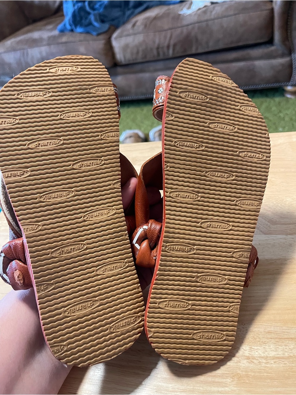 Shamak Brown Asian Sandals Woman’s Size 8. (37) - Picture 4 of 8